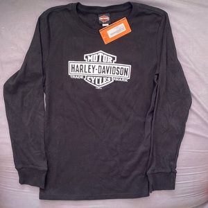 Budapest Harley-Davidson Bar & Shield Logo Tee
